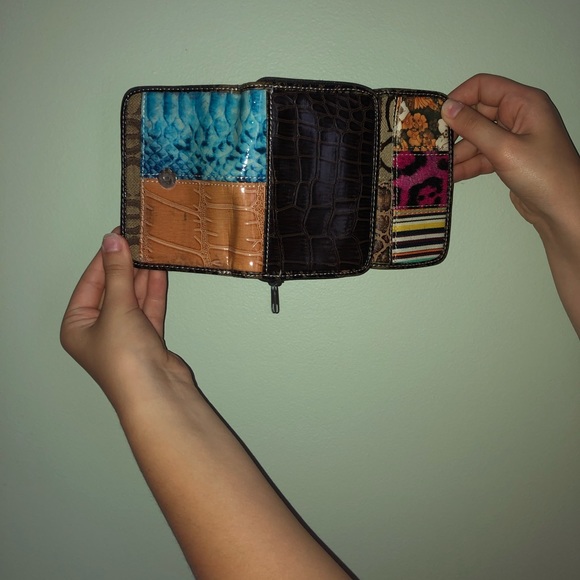 Wallet - Picture 3 of 6